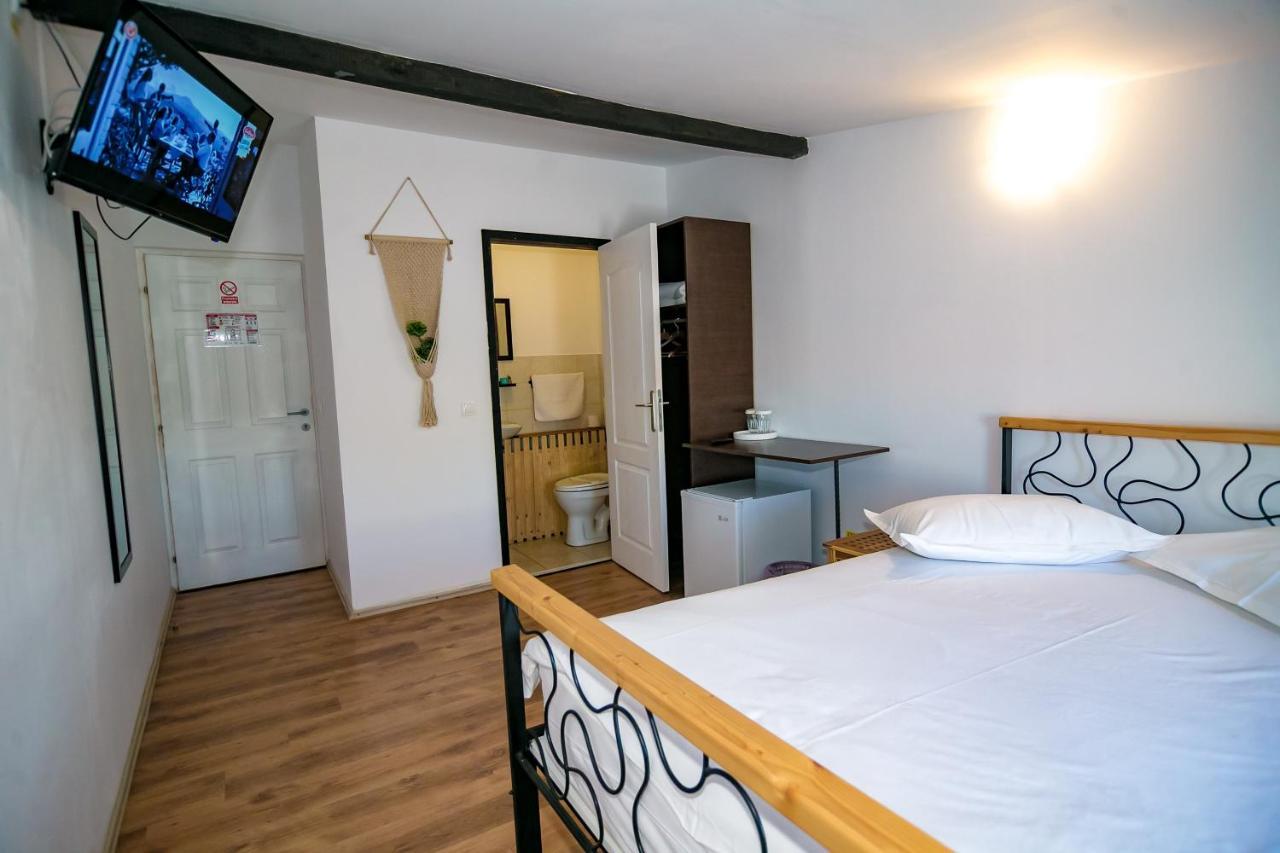 Neata Vama Veche Hotel Exterior photo